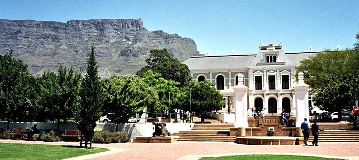 Der Suedafrikaner und die BushBar
