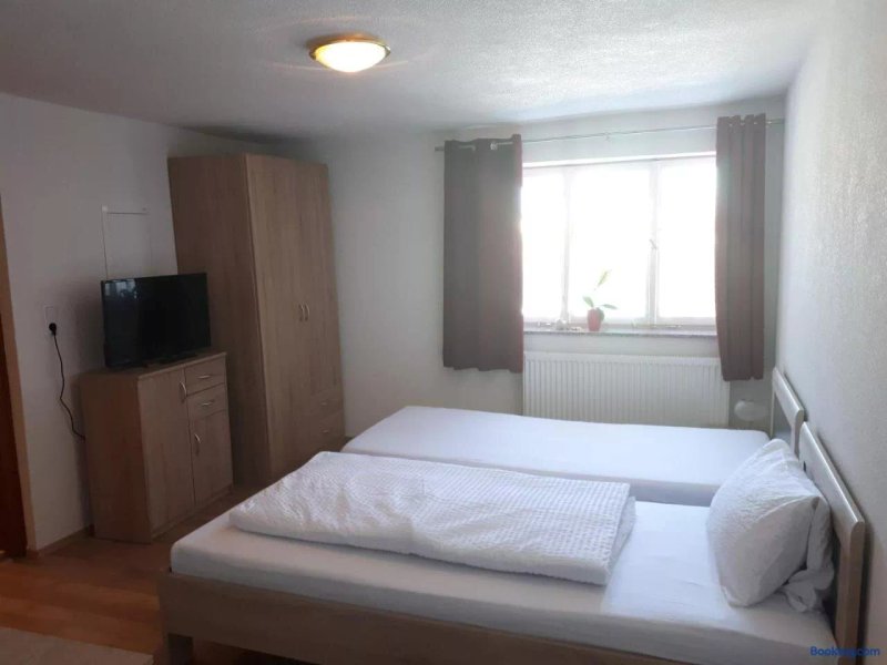 Apartments B & B27
