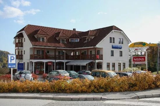 Garni Hotel Zvon