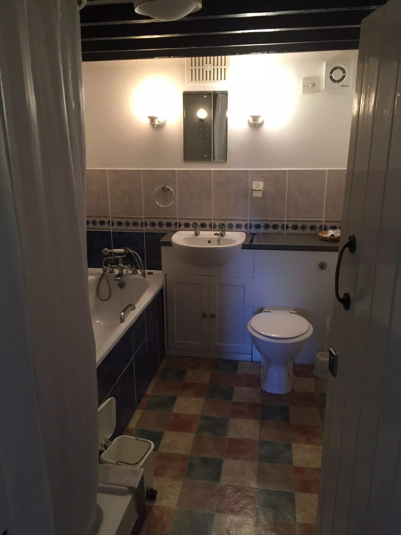 Fernhurst Holiday Apartments