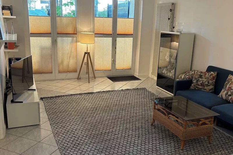 tastefully furnished & quiet apartment in West Lichterfelde
