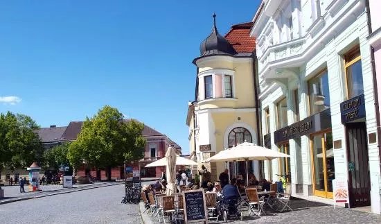 Marianske namEsti