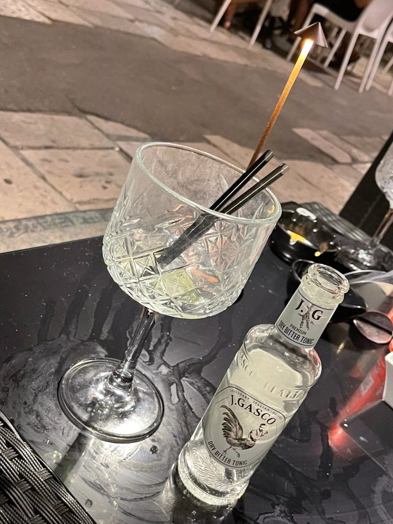 801 Cocktail Bar