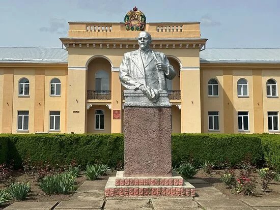 Lenin Monument