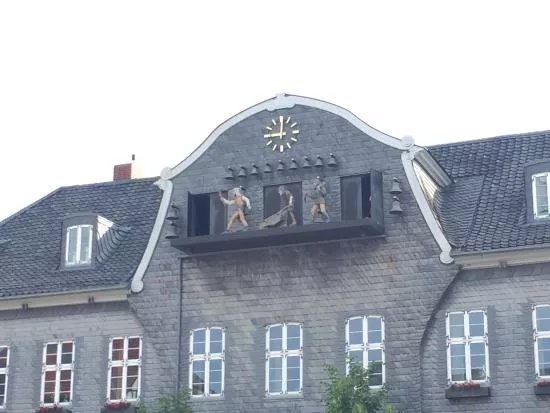 Glocken- und Figurenspiel am Markt