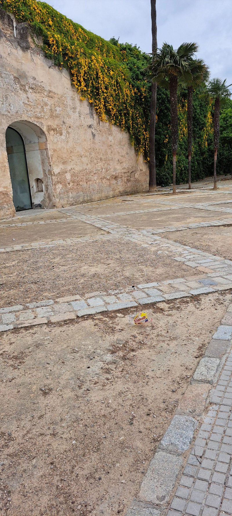 Plaza De La Merced