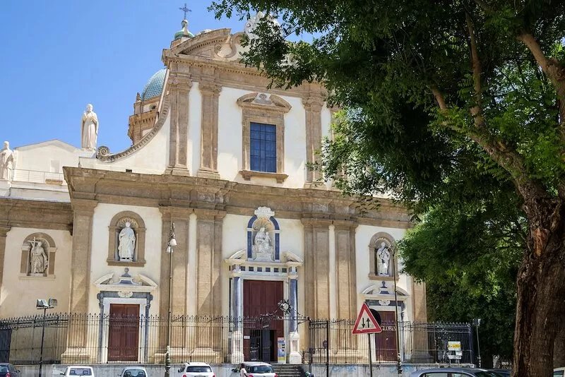 Casa di Cetta -luxurious period apartment in the historic center