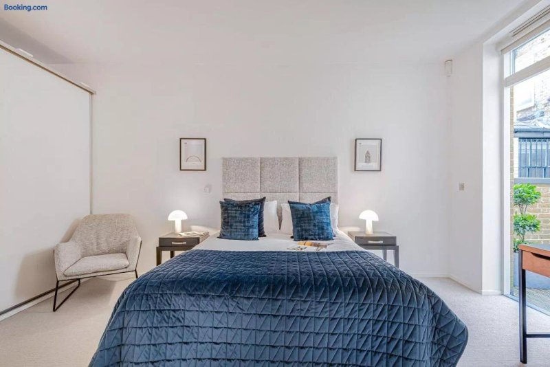 ARCORE Premium Rental Oxford Street Area
