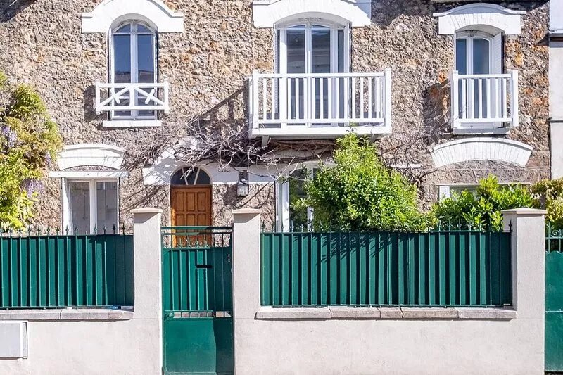 Cosy house 2 min away from Paris, Maison à la Porte de Paris, 6 bedrooms