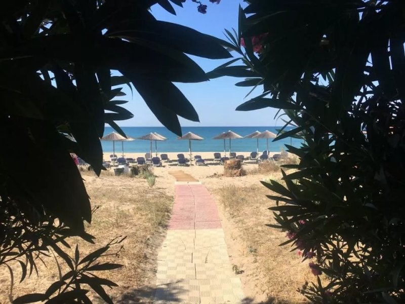 Golden Beach Seaside Hotel