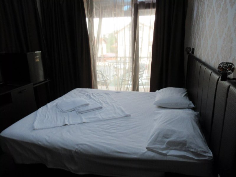 Hotel Vrazhdebna