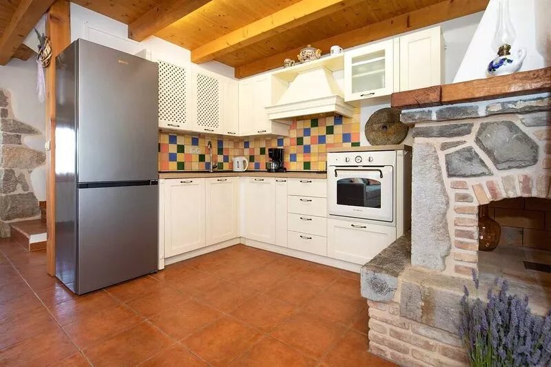 Beautiful stone house IVA with heated pool
