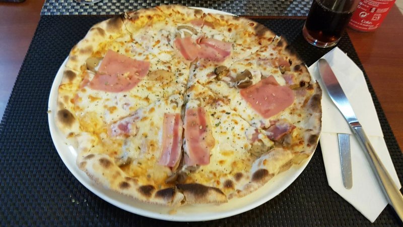 Pizzaria Cosa Nostra