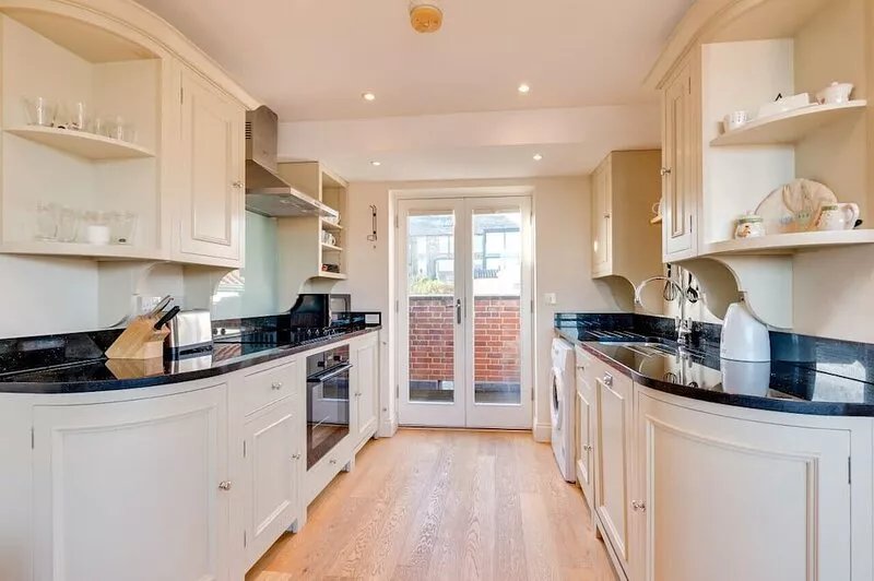 Aldeburgh Dawn - One Bedroom Apartment, Sleeps 2