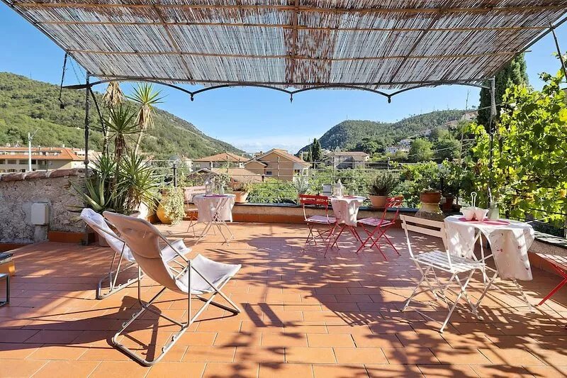 Apartment 'La Casa Di Giobatta' with Mountain View, Wi-Fi and Air Conditioning