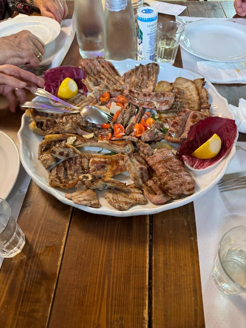 Trattoria Montaleat