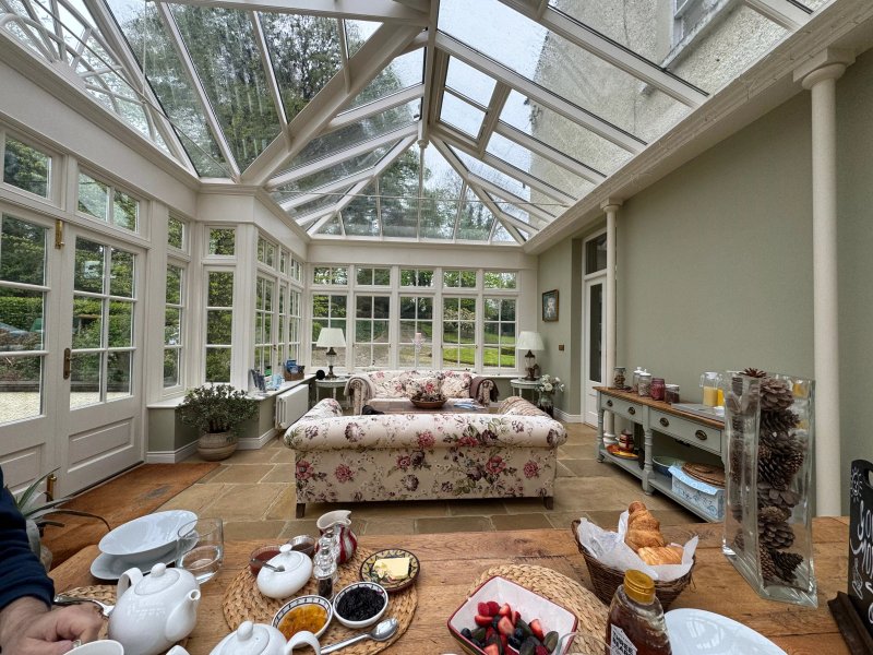 Larchmount House B&B