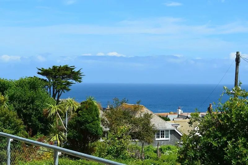 Beautifully Presented, Luxury Ground Floor Apartment With Sea Views and parking