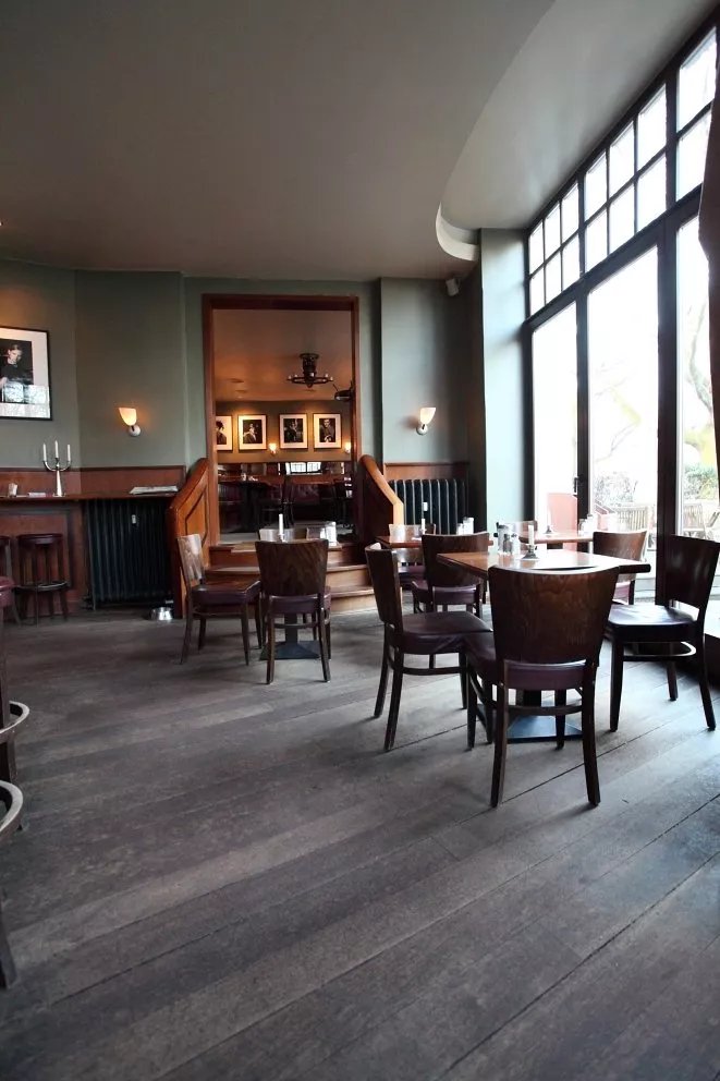 Tiefenthal Bar Restaurant