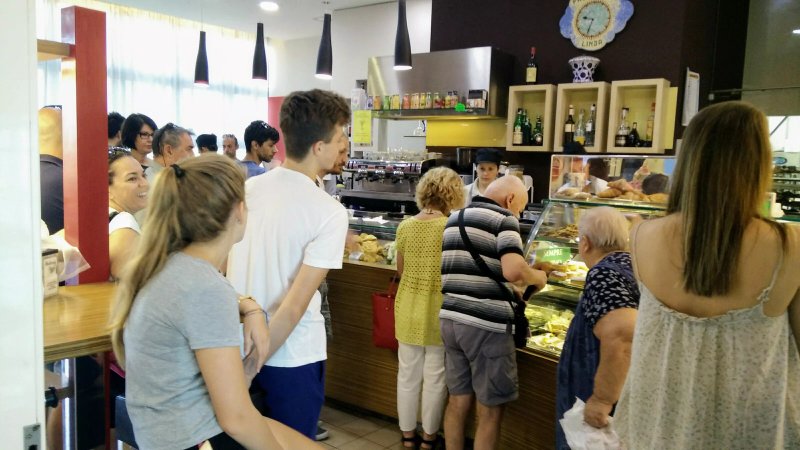Pasticceria Linda Forno Zucchini