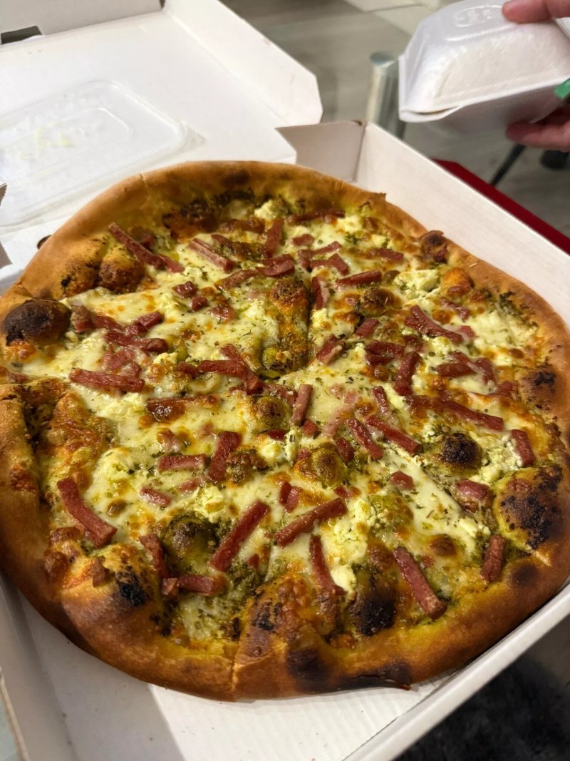 Wood Fired Pizzeria