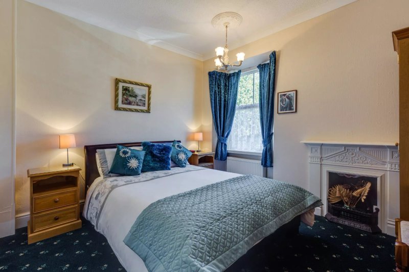 Lindisfarne House