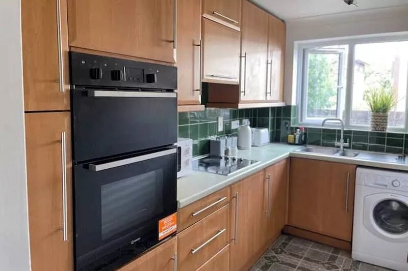 Quiet & Cosy Near Gatwick