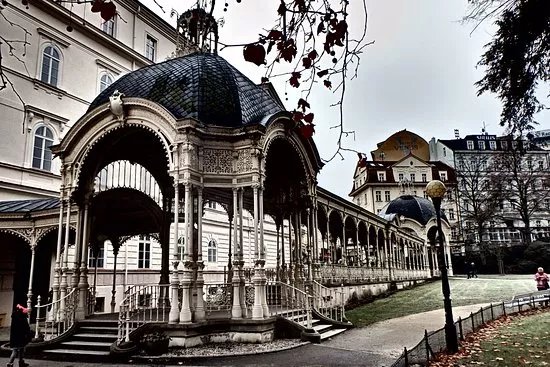 Park Colonnade
