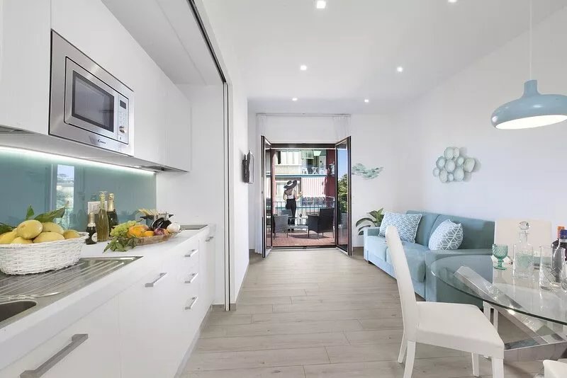 AMORE RENTALS - Sara Home 2 with Private Terrace, Air Conditioning and Internet