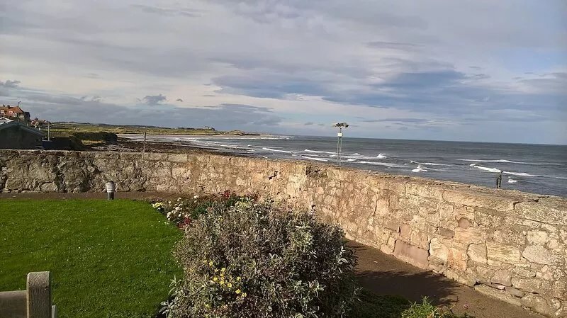 SailAway to a Relaxing Holiday Break with Family or Friends in Sunny Seahouses.