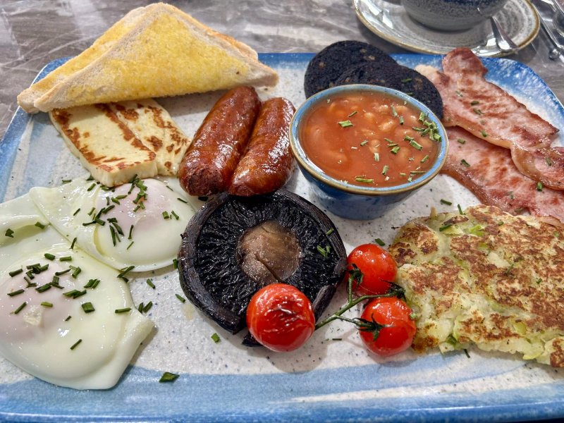 Mazing bistro cafe