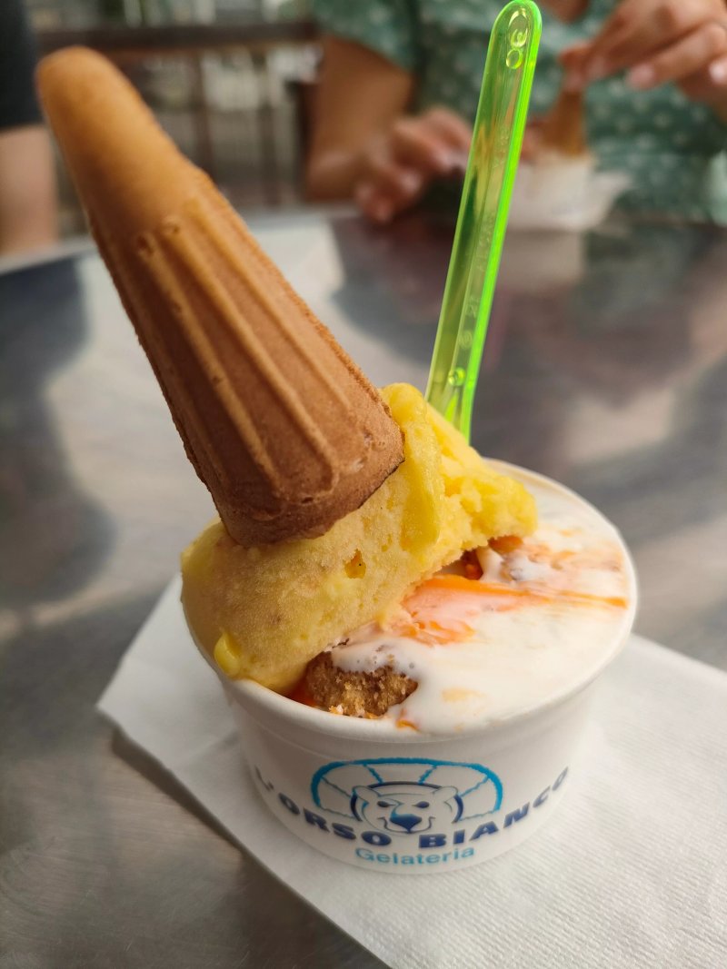 Gelateria Golden Ice
