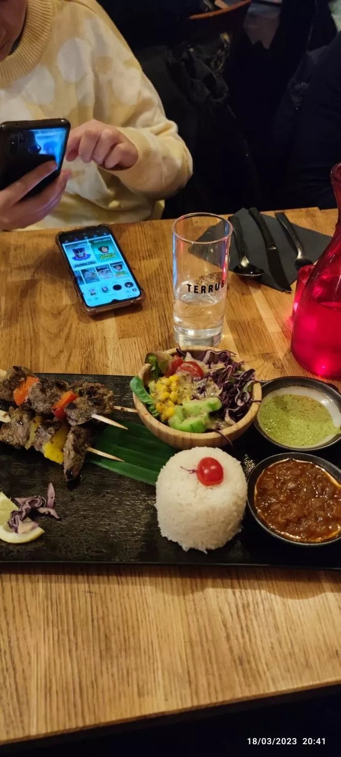 Terrubi Lounge