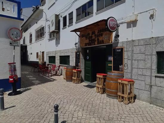 Tiro Taco Pool & Sports Bar Ericeira