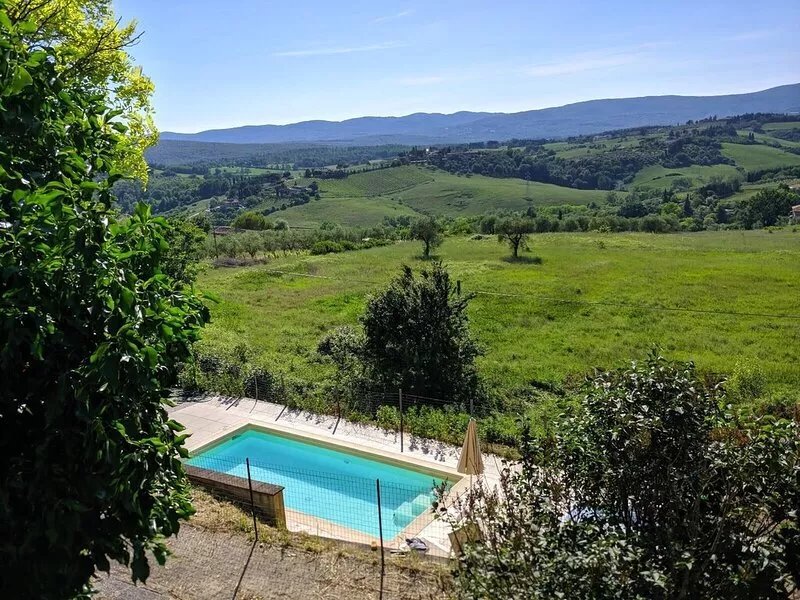 Villas with garden and pool in the heart of Tuscany in Siena for 16 people