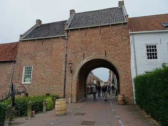 Culemborgse Poort of Huizenpoort te Buren