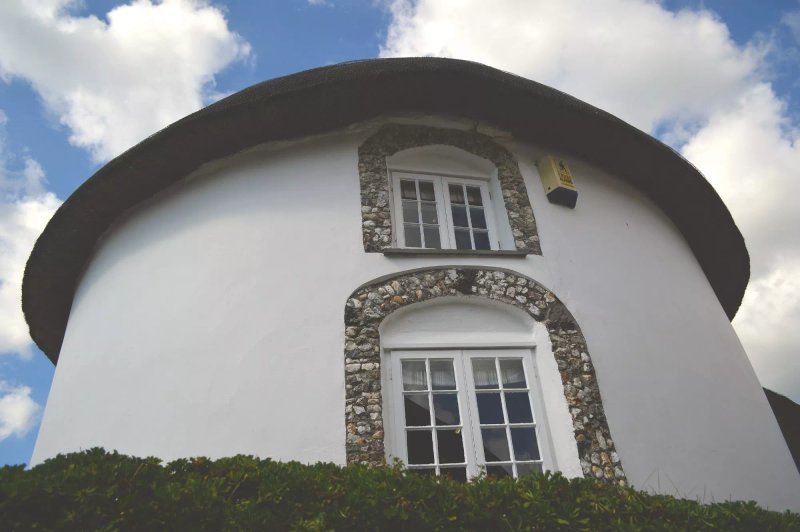Right Round House B&B