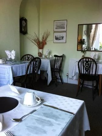 Old Station House Bed & Breakfast