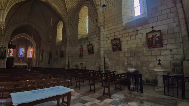 Eglise Notre-Dame a Crouzilles