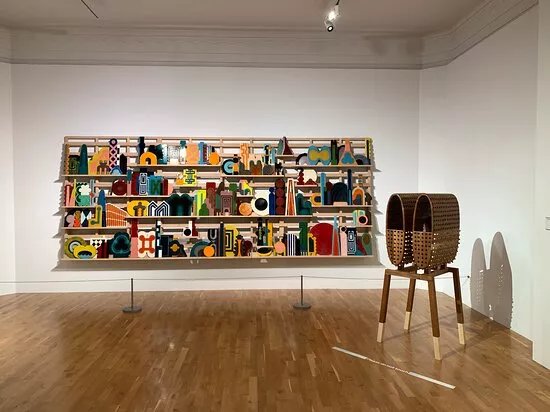 Graves Gallery