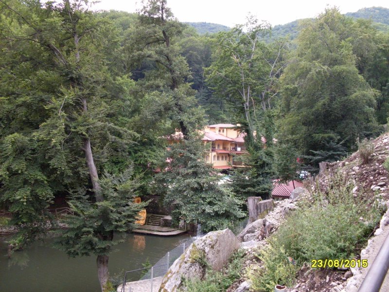 Ezeroto