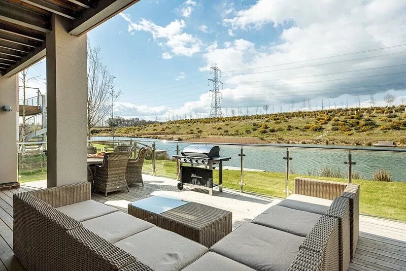Overton Island 11 (OI11), Silverlake, Dorset