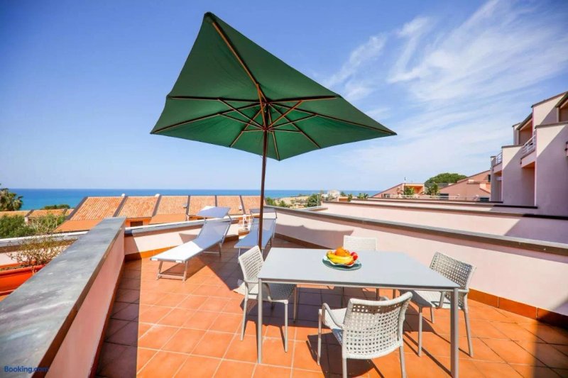 Kelly Apartments Cefalu