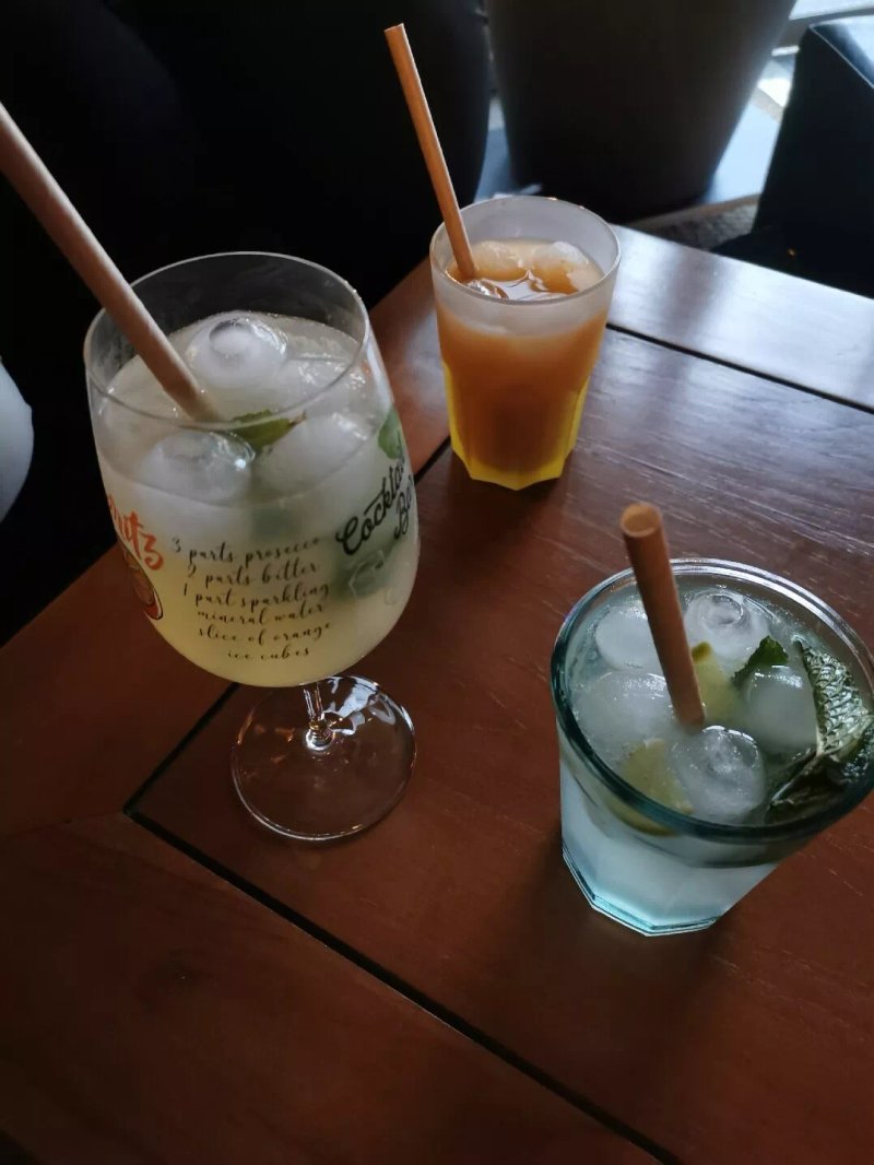 Ohlala - Restaurant -bar A Cocktails