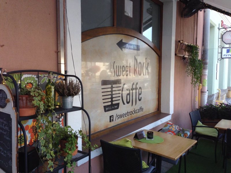 Sweet Rock Caffe grill & bar