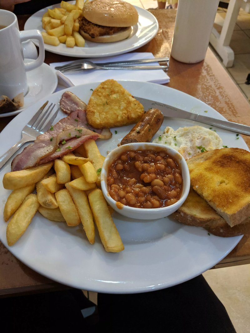 The Pier Arches Cafe
