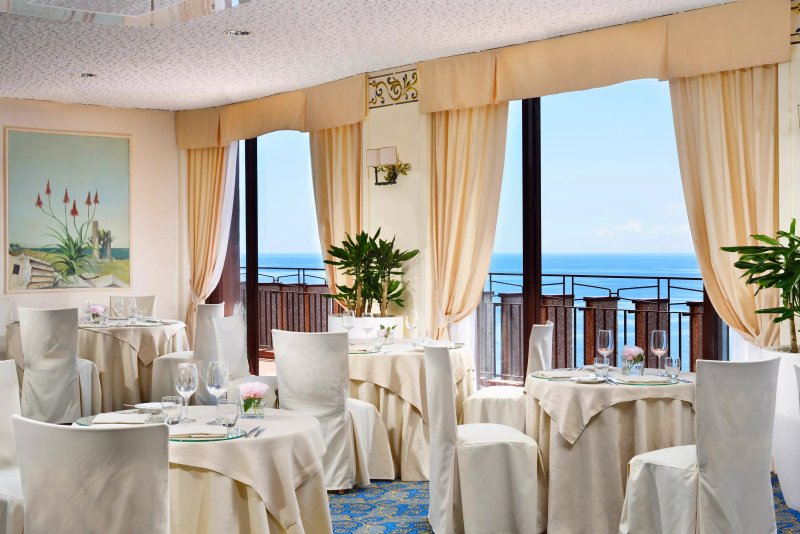 Ristorante Naxos by "UNA cucina"