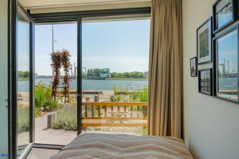 B&B Maasview