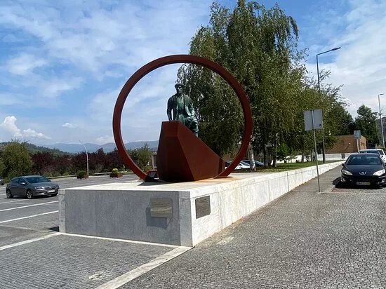 Monumento A Fernao De Magalhaes