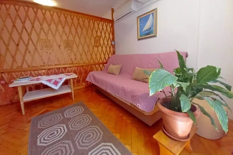 Comfortable apartment near the sea